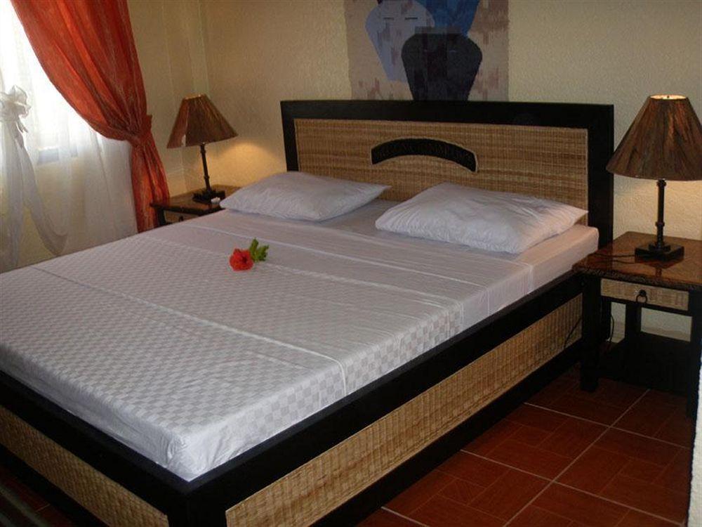 Marlins Beach Resort Santa Fe  Buitenkant foto