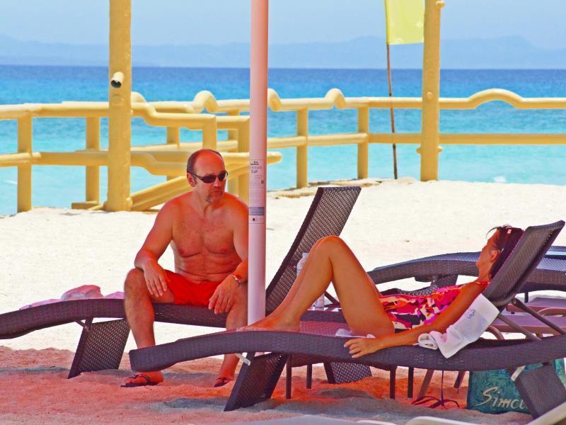 Marlins Beach Resort Santa Fe  Buitenkant foto